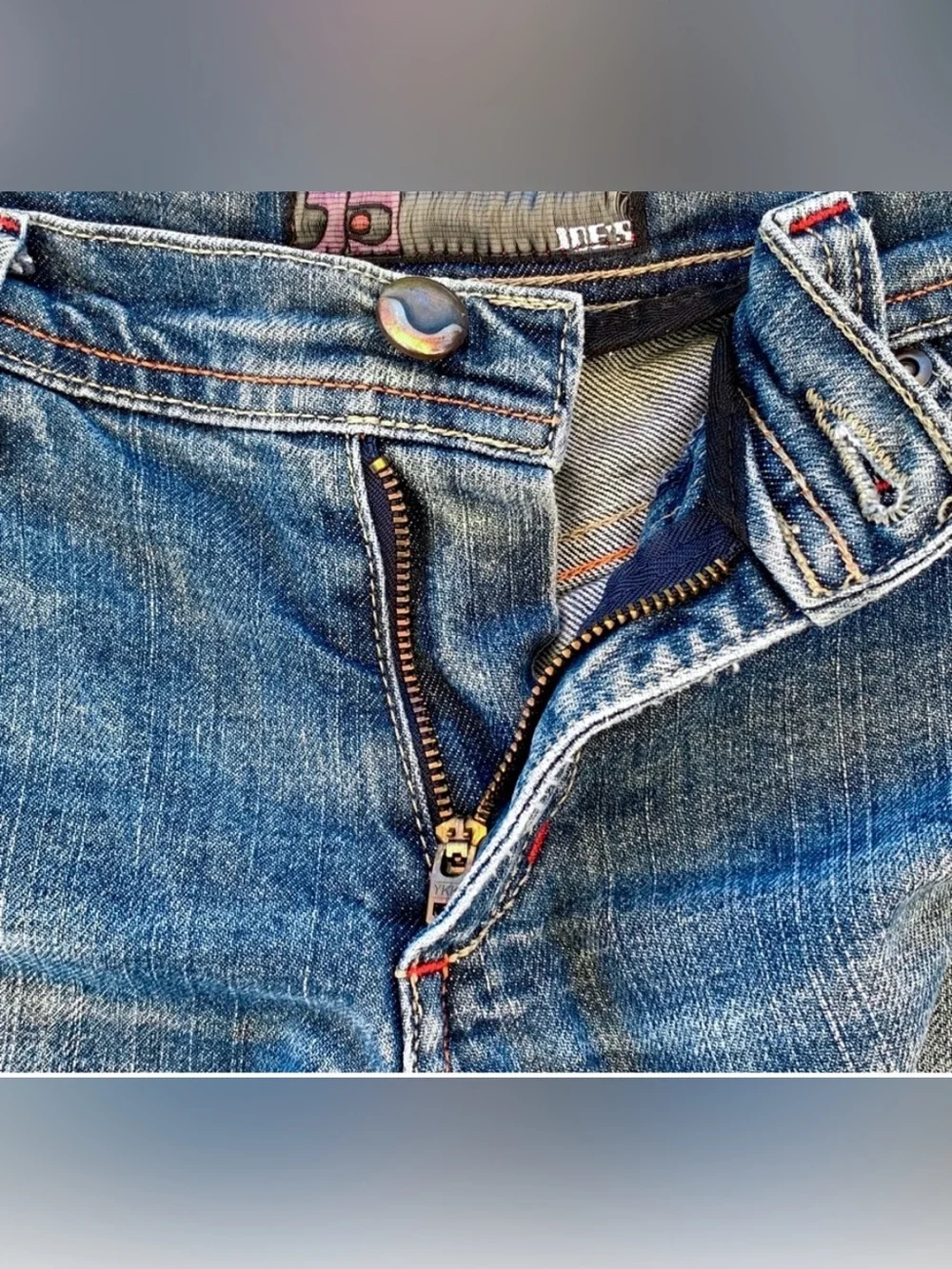 Joe’s Jeans Roller Girl Blue Wash Low-Rise Cut-Off Stretch Denim Shorts ~ 28/6